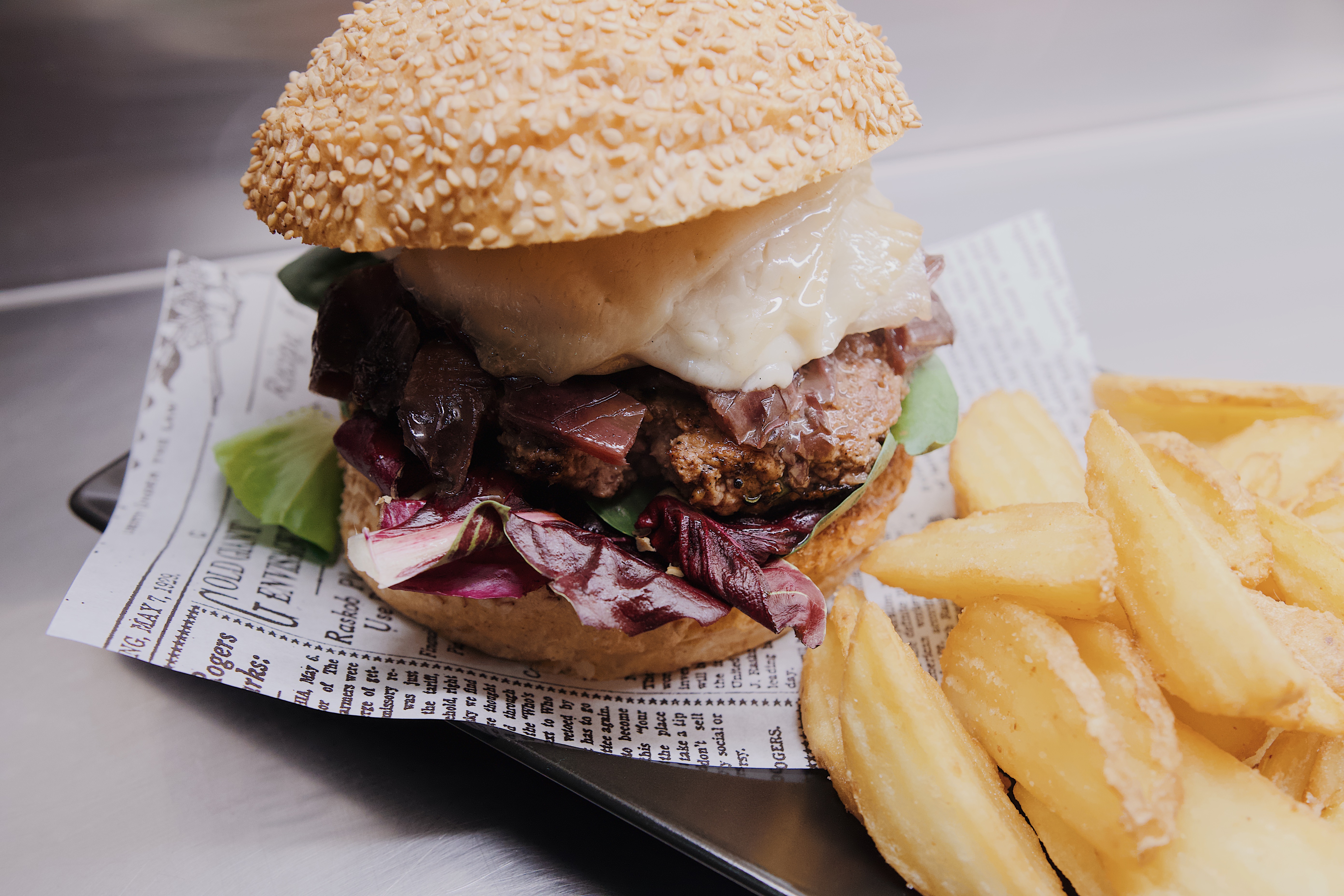 Hamburger Stagionale, Febbraio 2019. Herba Monstrum Brewery via Ettore Monti, 29, 23851 in zona Ponte Azzone Visconti Lecco.