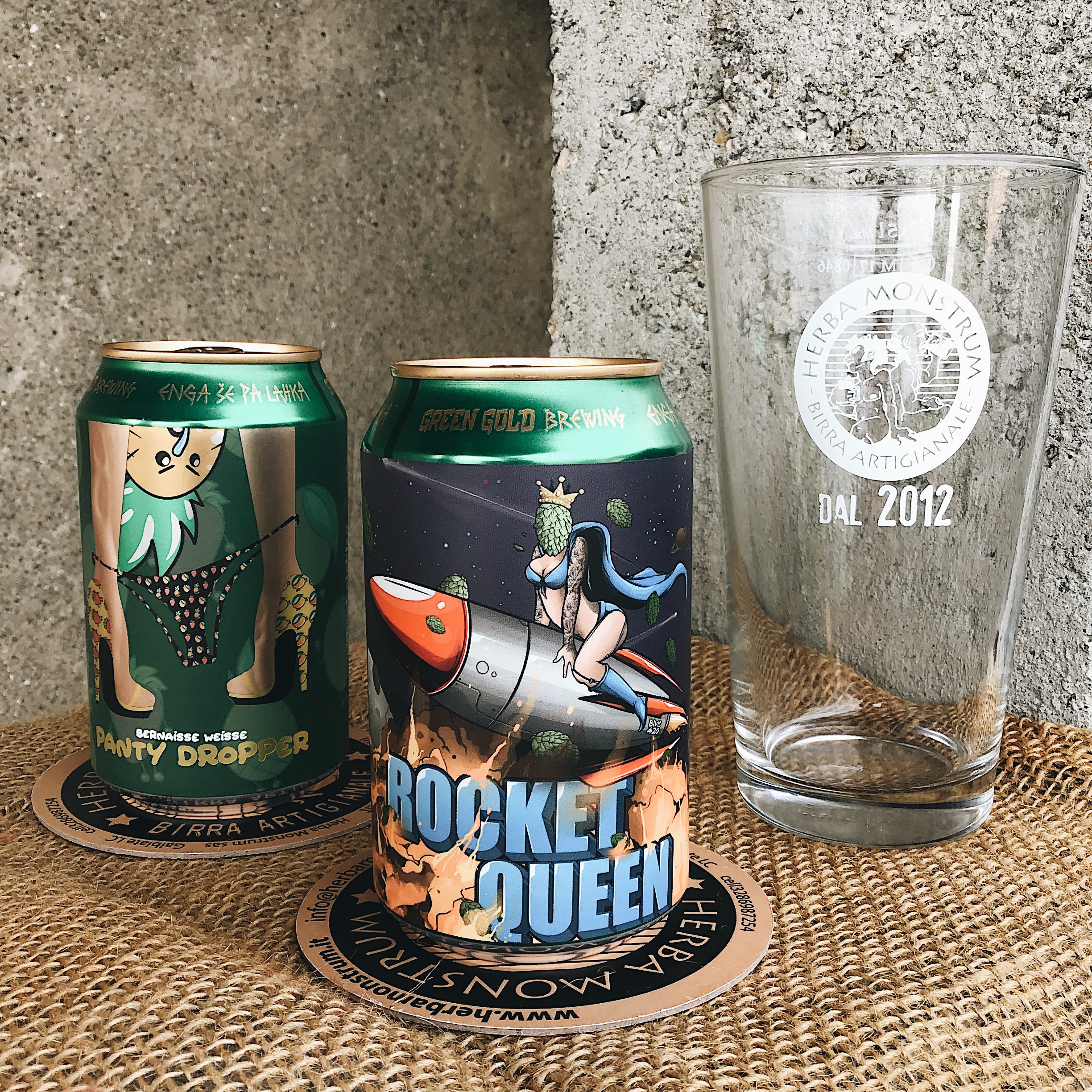 Nuove birre ospiti: Green Gold Brewing. Rocket Queen e Panty Dropper. Birre artigianali alla spina di Herba Monstrum Brewery via Ettore Monti, 29, 23851 in zona Ponte Azzone Visconti.